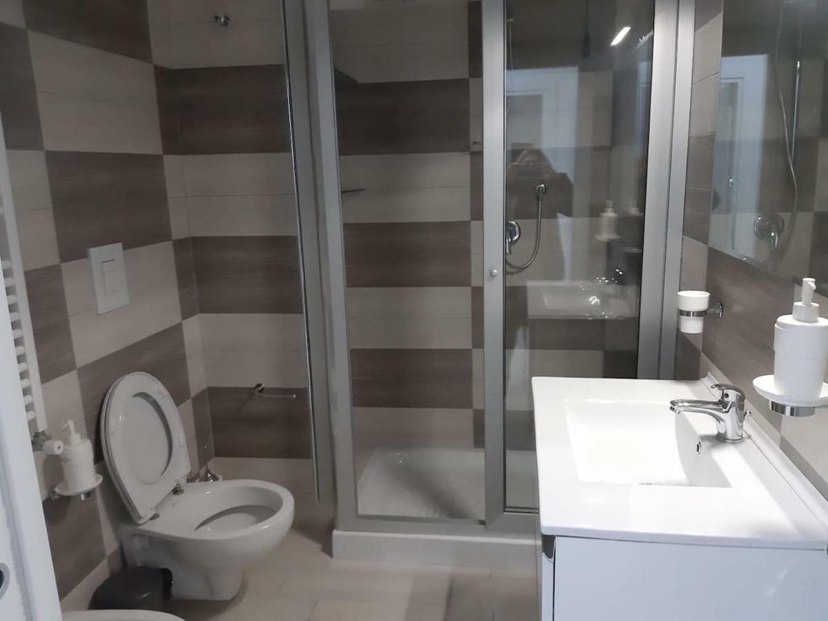 Hotel La Casa Di Donatella Neapol Zewnętrze zdjęcie