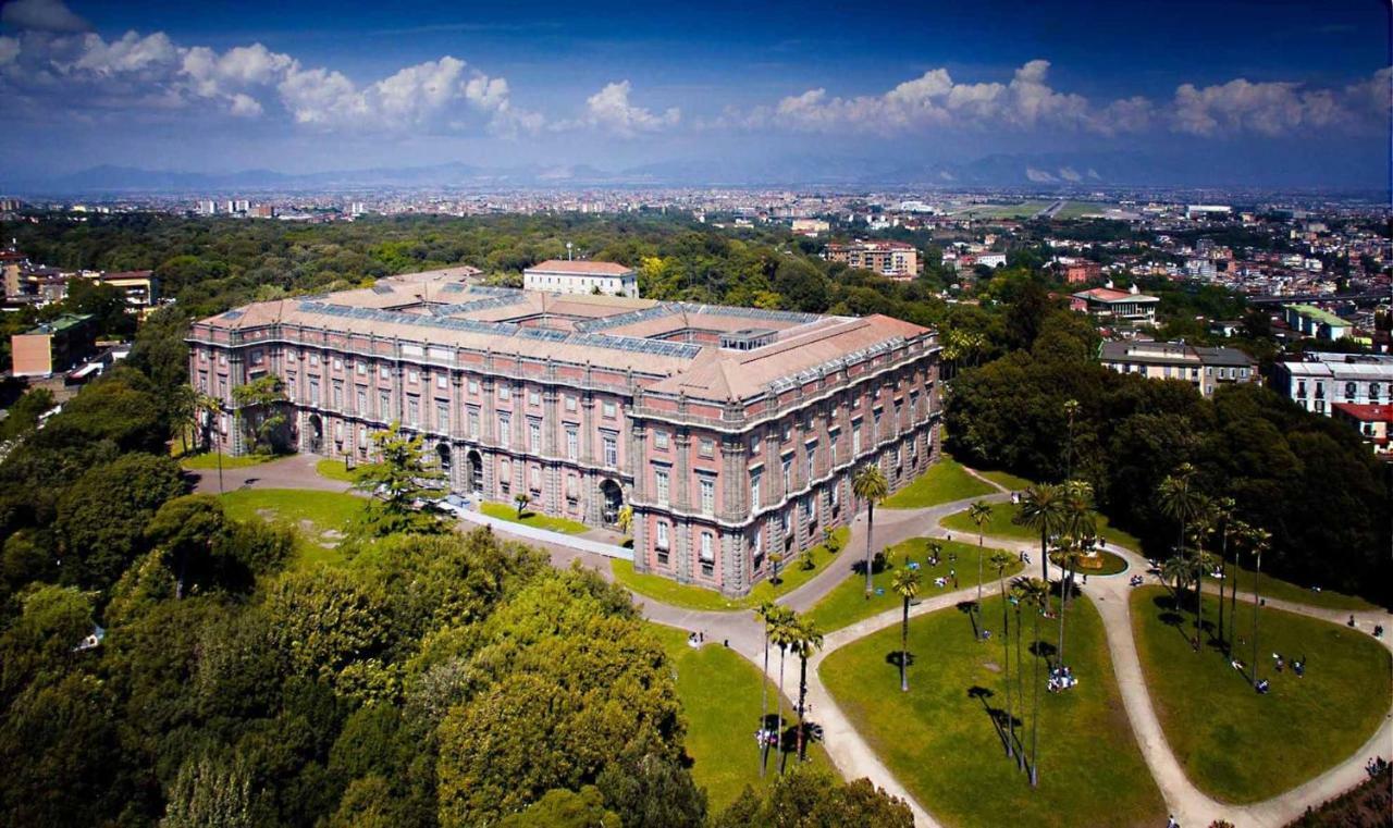 Hotel La Casa Di Donatella Neapol Zewnętrze zdjęcie